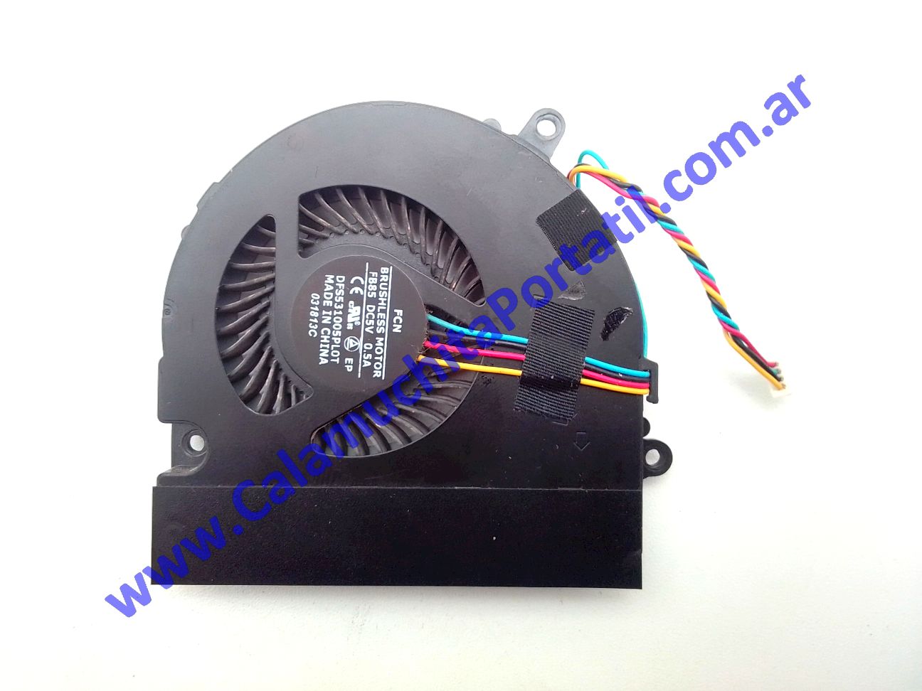 Cooler RCA Y40323W8